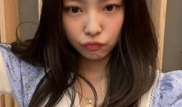 金珍妮最新爆料图片,时尚穿搭惊艳亮相，揭秘私服风格与时尚态度